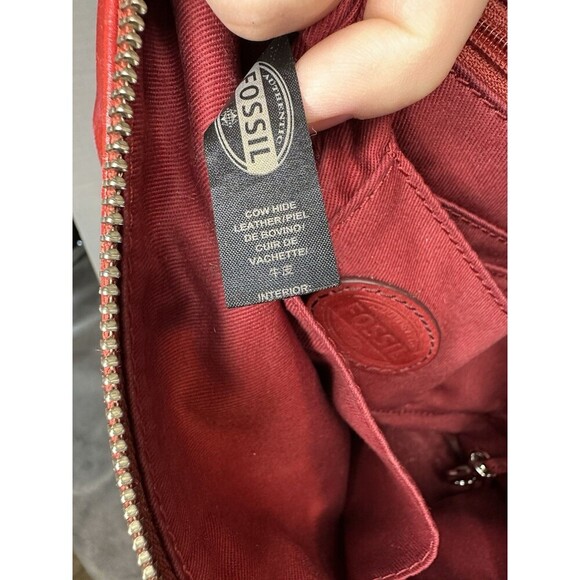 Fossil Red Leather Credit Card Slots Zipper Closure Crossbody Bag - Picture 13 of 16